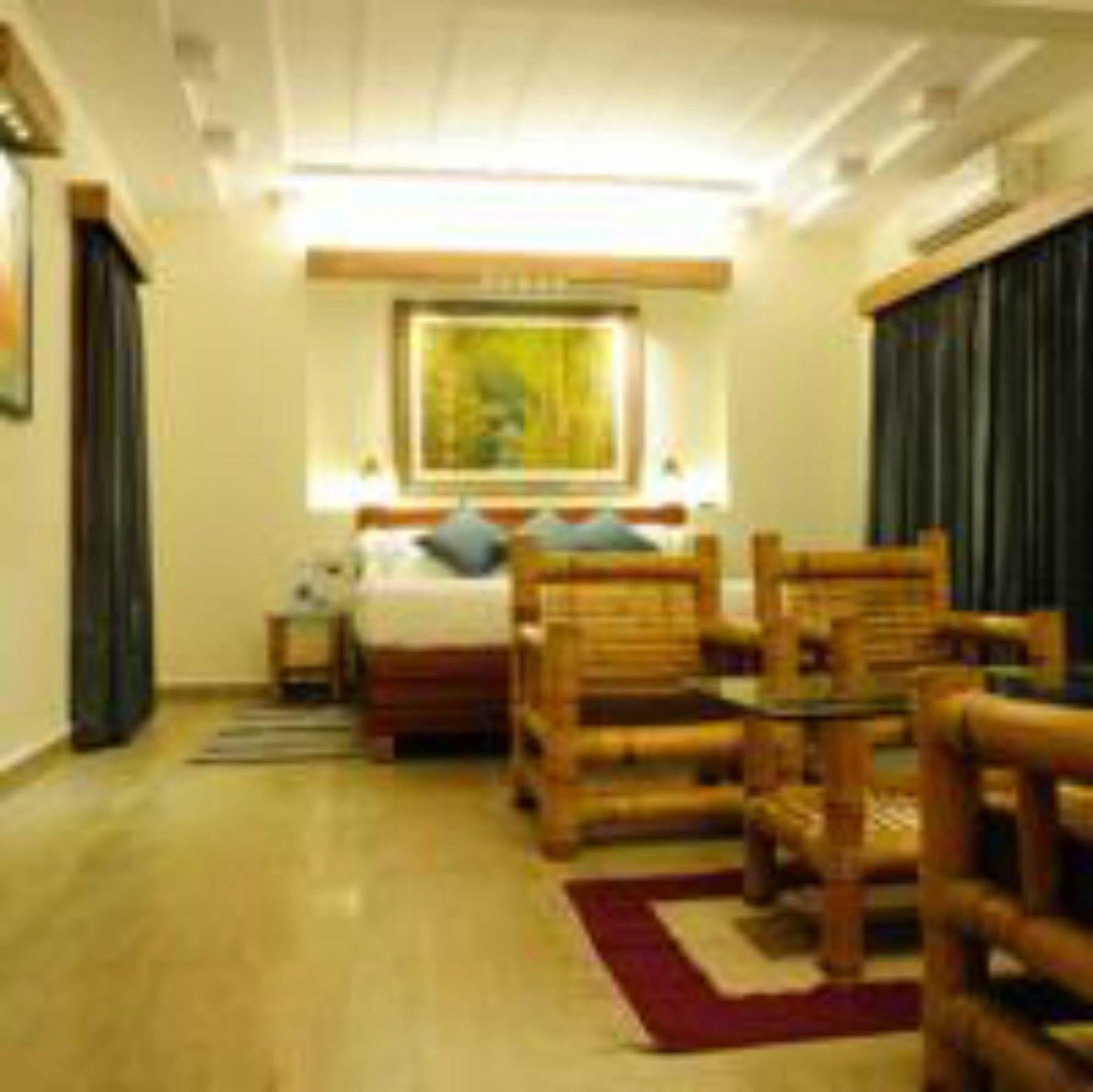 Lemon Tree Wildlife Resort, Bandhavgarh Tala  ภายนอก รูปภาพ