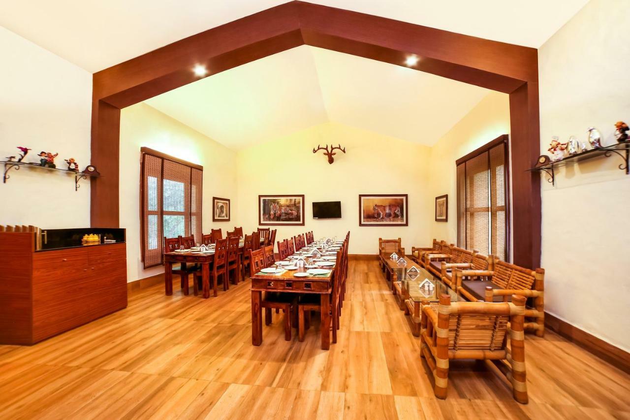 Lemon Tree Wildlife Resort, Bandhavgarh Tala  ภายนอก รูปภาพ